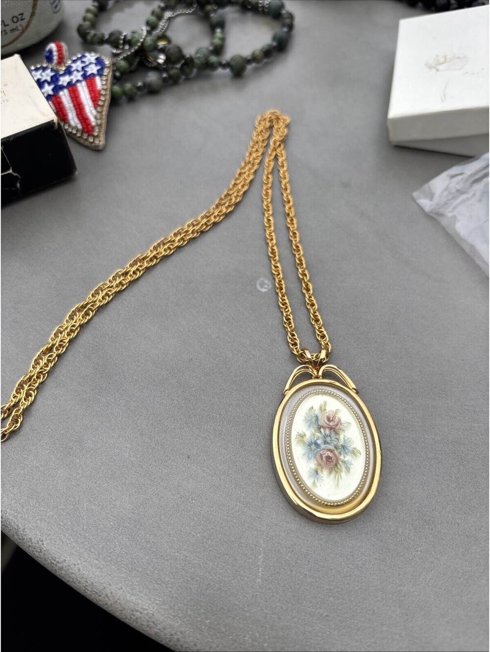 Vintage Gold Tone Floral Transfer Pendant Necklace 24 in